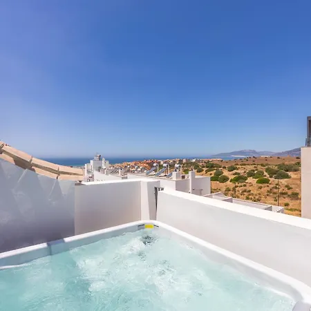 Spatious, Views, Terraces, Jacuzzi And Wifi - Fibre Apartment Tarifa