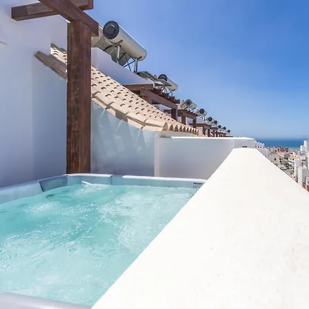 Apartment Spatious, Views, Terraces, Jacuzzi And Wifi - Fibre