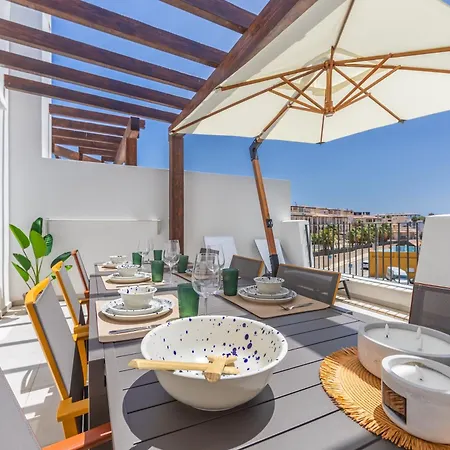 Spatious, Views, Terraces, Jacuzzi And Wifi - Fibre Apartment