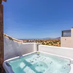 Spatious, Views, Terraces, Jacuzzi And Wifi - Fibre *