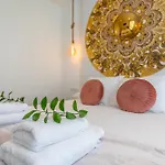 Spatious, Views, Terraces, Jacuzzi And Wifi - Fibre