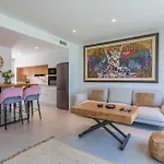 Апартаменты Spatious, Views, Terraces, Jacuzzi And Wifi - Fibre Тарифа