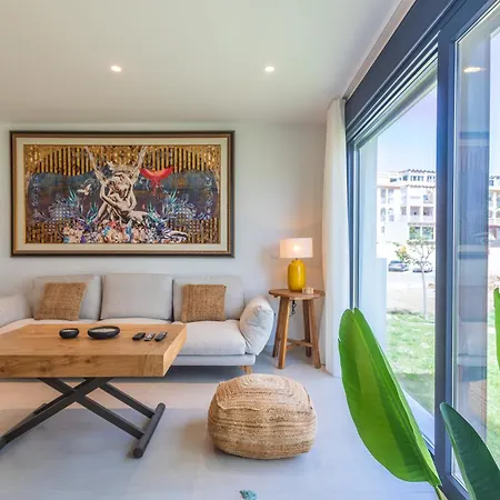 Spatious, Views, Terraces, Jacuzzi And Wifi - Fibre Апартаменты *